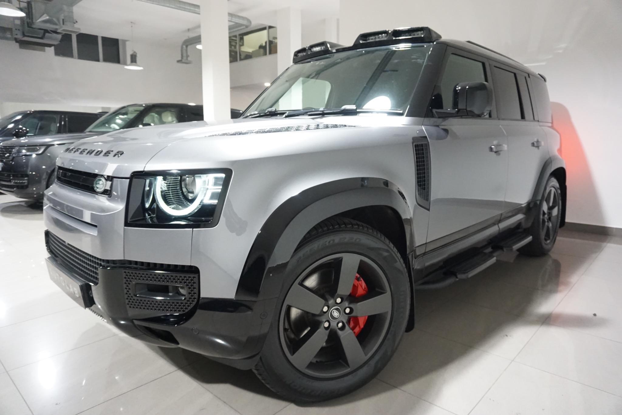Land Rover Defender 110 3.0 D300 MHEV SE Hard Top SUV Auto 4WD MWB Euro 6 (s/s) 5dr